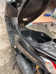 harga sewa motor nmax di Surabaya rentranss